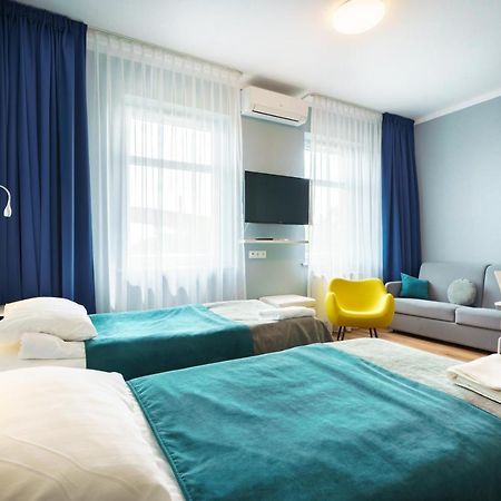 Hotel Jarota Яроцин Экстерьер фото